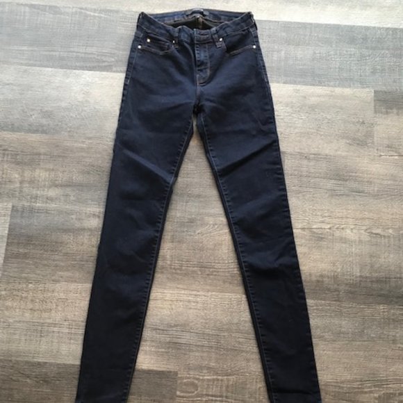 Numero Skinny Leg Dark Wash Mid Rise Jeans - Picture 2 of 8